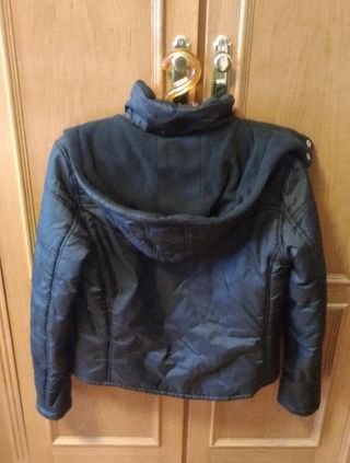 Lote 3 chaquetas: 1 de nieve, 2 anorak T. 42 - 44.