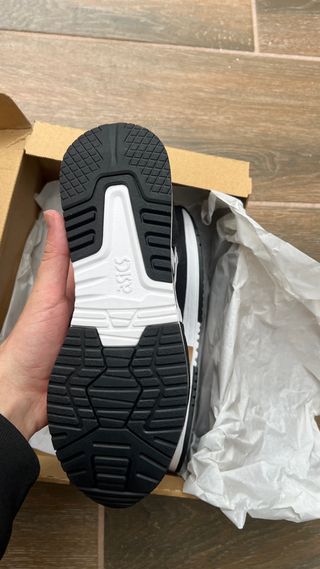 Zapatillas Asics Gel-Lyte III Negras Blancas