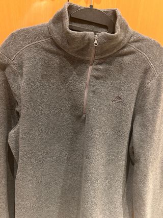 Forro polar Quechua Talla S Gris