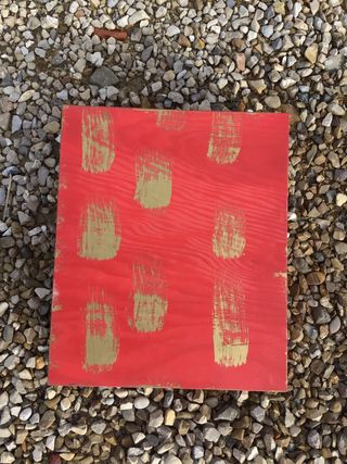 Scatola in legno decorata rossa e oro