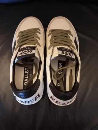 Zapatillas inspiradas en el icónico diseño Golden