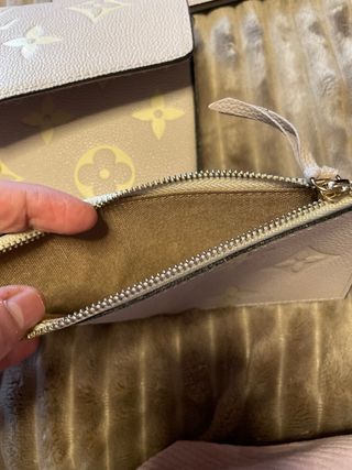 Bolso Louis Vuitton Beige y Dorado