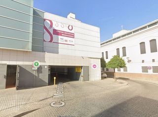Garaje en venta en San Lorenzo en Sevilla