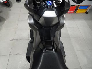 HONDA X-ADV 750