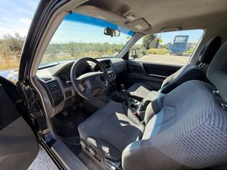 Mitsubishi Montero 2004