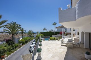 Chalet en alquiler en Lomas de Marbella Club - Puente Romano en Marbella