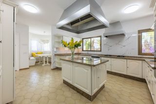 Chalet en alquiler en Lomas de Marbella Club - Puente Romano en Marbella