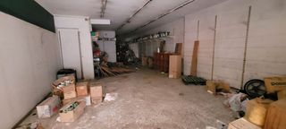 Local comercial en venta en Fondo en Santa Coloma de Gramanet