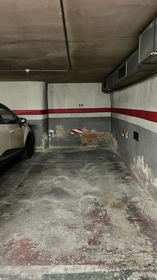 Garaje en venta en Can Nadal - Falguera en Sant Feliu de Llobregat