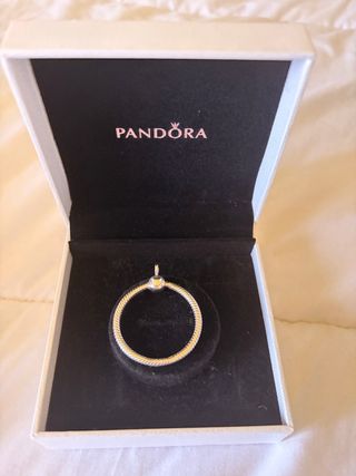 Aro Pandora Corazón Dorado y Plateado