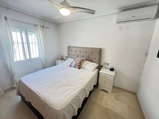 Chalet en venta en San Miguel de Salinas