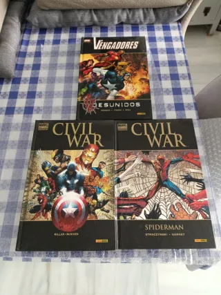 Pack Vengadores Marvel Deluxe