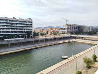 Piso en alquiler en Centre en Badalona