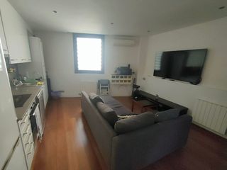 Dúplex en alquiler en Centre en Hospitalet de Llobregat, L´