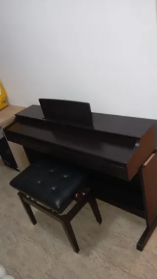 Piano Digital Yamaha Auris como NUEVO