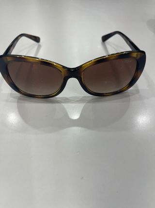 Occhiali da sole Vogue