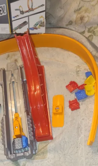 Pista Metal Machines Zuru Rennbahnrandale