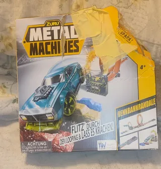 Pista Metal Machines Zuru Rennbahnrandale