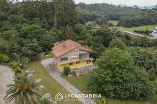 Chalet en venta en Escobedo en Camargo