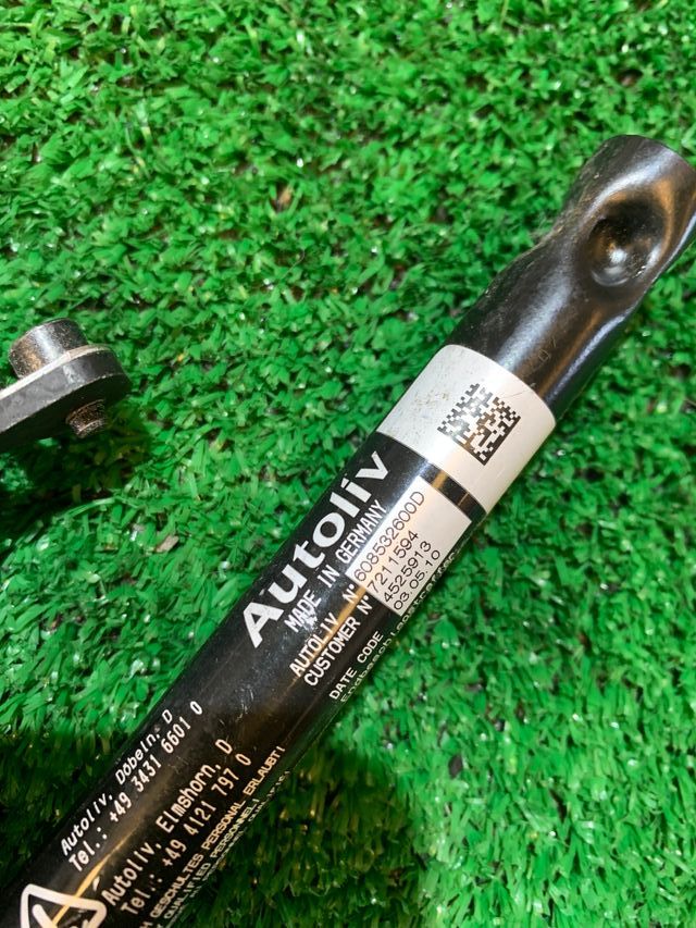 Cinturones Delanteros BMW F10