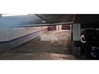 Garaje en venta en Zona Cantereria en Burjassot