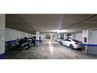 Garaje en venta en Zona Cantereria en Burjassot