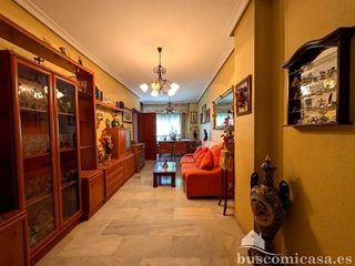 Piso en venta en Linares