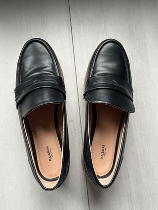 Mocasines Pull&Bear suela alta negros