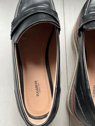 Mocasines Pull&Bear suela alta negros