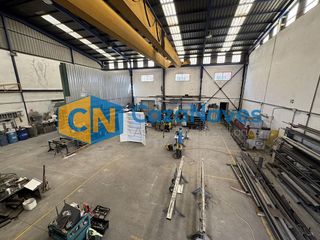 Nave industrial en venta en Torres de la Alameda