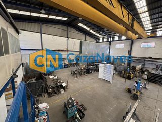 Nave industrial en venta en Torres de la Alameda