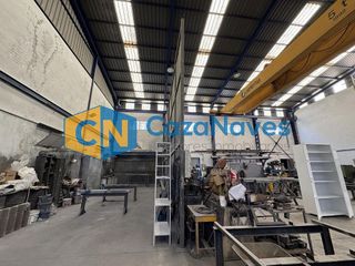 Nave industrial en venta en Torres de la Alameda