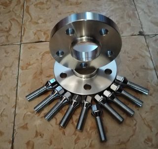 Separadores 5x112 66.6mm 20mm + Tornillos