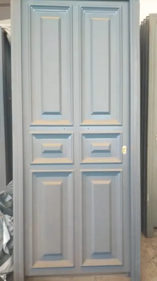 Puerta exterior hierro blindada