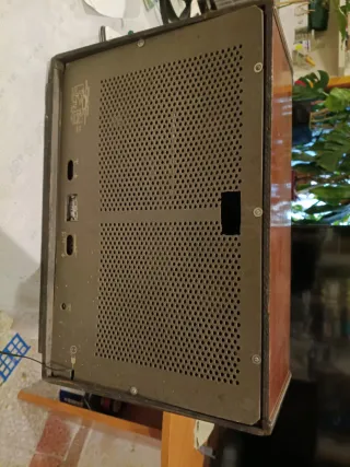 Radio Philips Vintage Madera y Metal