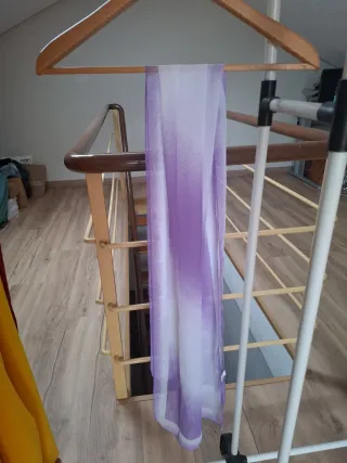 Fular morado y blanco degradado