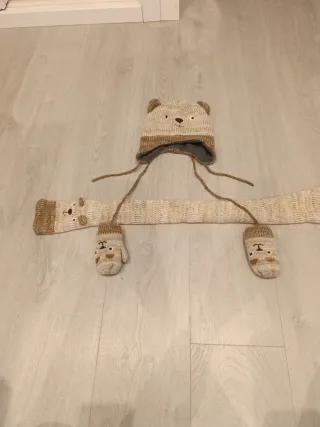 Conjunto Gorro Bufanda Guantes Bebé Oso.