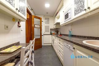 Piso en venta en Salvador en Madrid