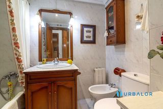 Piso en venta en Salvador en Madrid