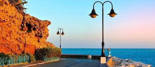 Piso en alquiler en La Carihuela en Torremolinos