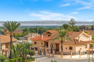 Piso en alquiler en San Miguel de Salinas