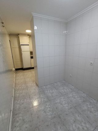 Piso en alquiler en Zona de Plaza de Barcelos en Pontevedra