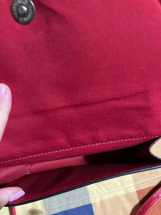 Bolso de hombro Stradivarius rojo y marrón