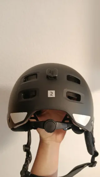 Casco Negro para Monopatín.