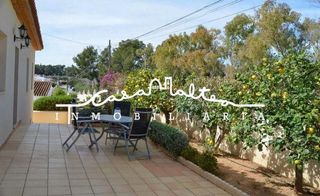 Chalet en venta en Alfaz del Pi Pueblo-Urbanizaciones en Alfaz del pi / Alfàs del Pi