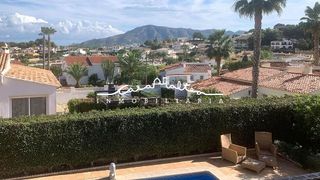 Chalet en venta en Alfaz del Pi Pueblo-Urbanizaciones en Alfaz del pi / Alfàs del Pi