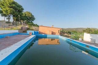 Chalet en venta en Urbanizaciones en Llíria