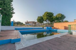 Chalet en venta en Urbanizaciones en Llíria