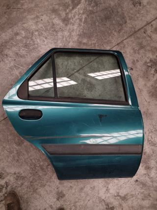 Puerta Trasera Derecha Ford Fiesta IV