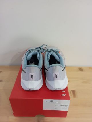 Nike (41 EU) Air Zoom Pegasus 39 Malva